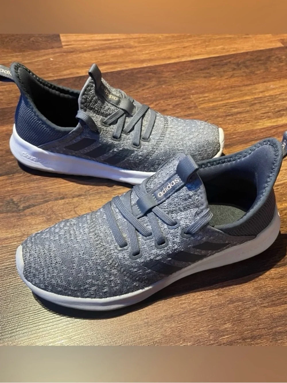 Adidas Cloudfoam Sneakers sz 6